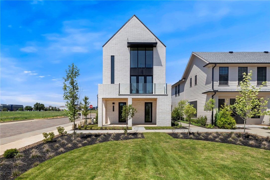 Pinnacle Village - Residential