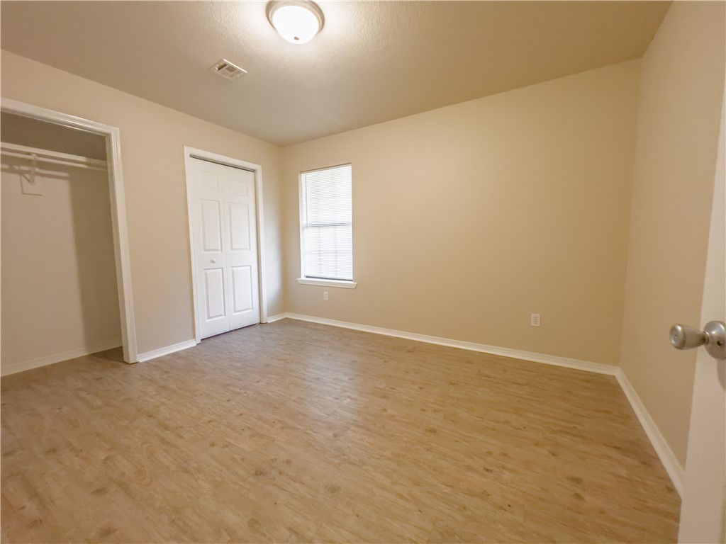 Glendale Add Rogers - Residential Lease
