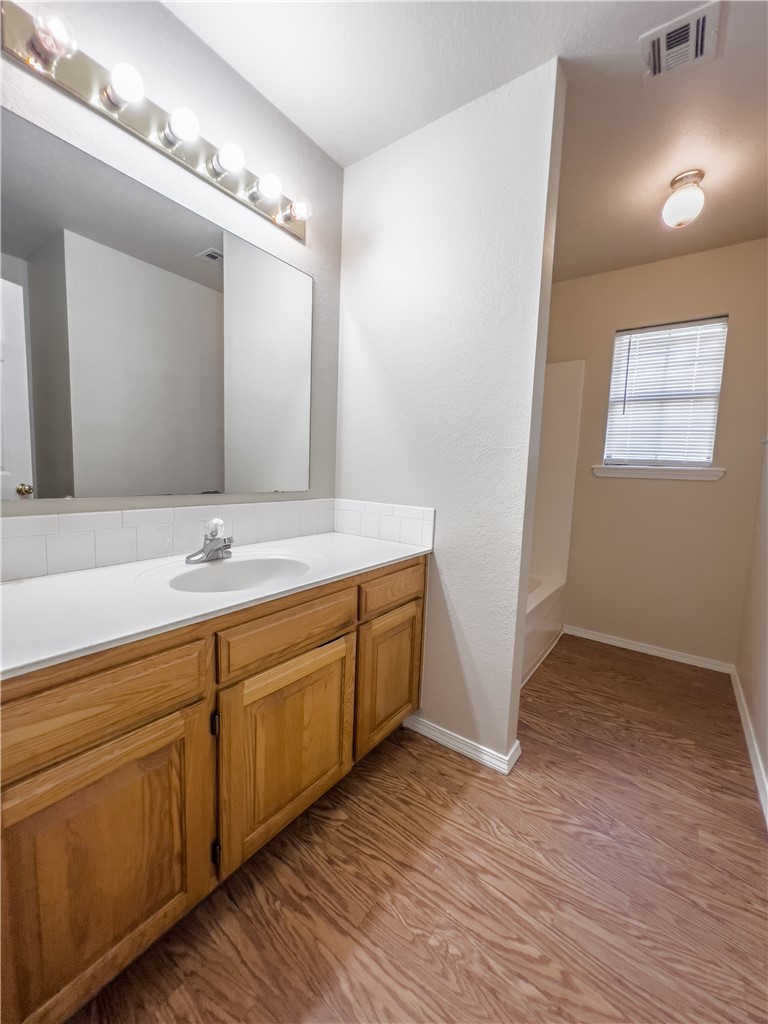 Glendale Add Rogers - Residential Lease
