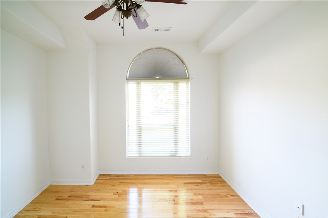 Brighton Heights Sub Bentonville - Residential Lease