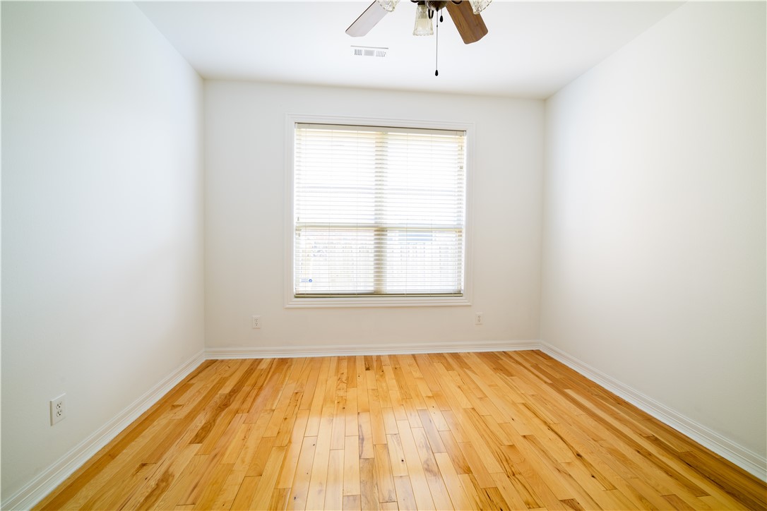 Brighton Heights Sub Bentonville - Residential Lease