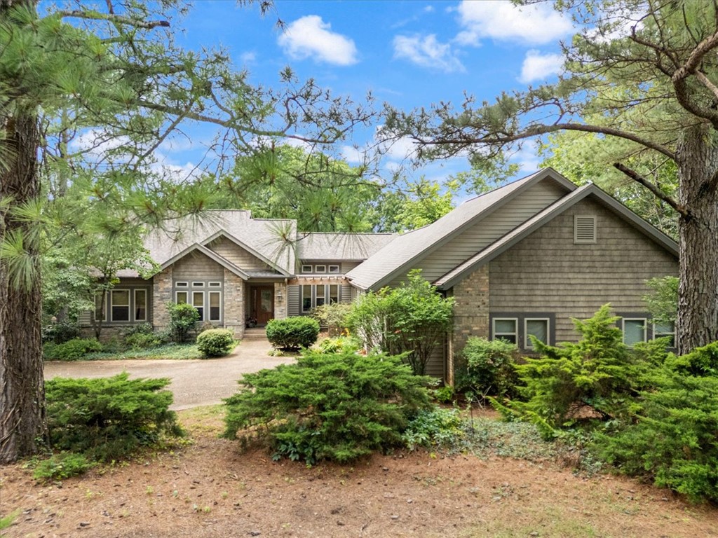 Brigadoon Sub Bvv - Residential