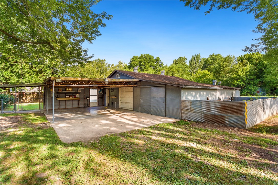 Lincoln Outlots - Residential