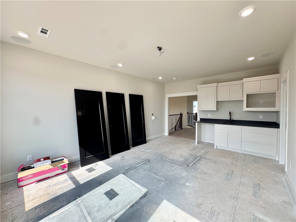 Scissortail - Residential