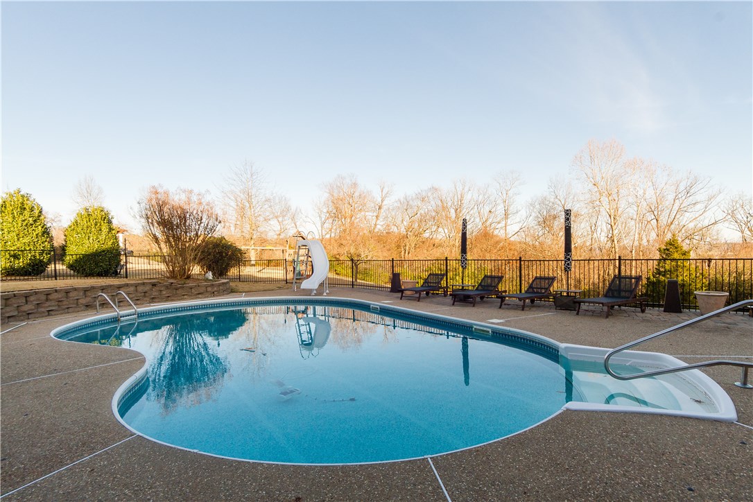 Ridgemonte View - Residential