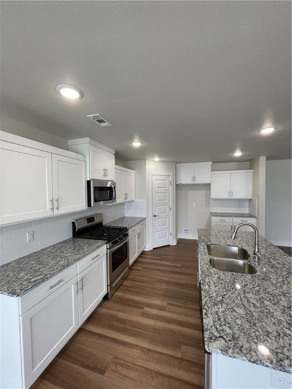 Snyder Grove Sub Ph 2 3 4 - Residential Lease