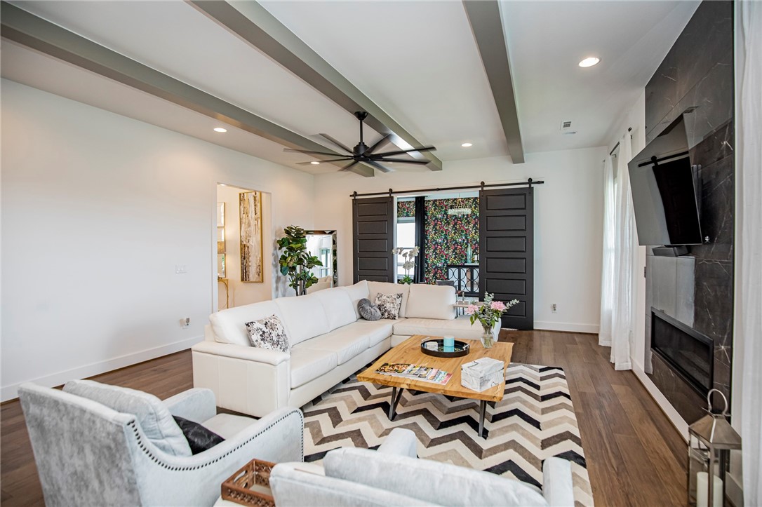 Shadow Valley - Residential