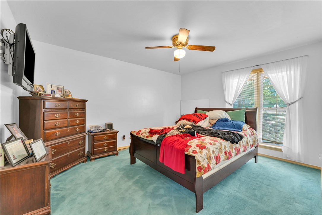 Rolling Hills Sub Siloam Spgs - Residential