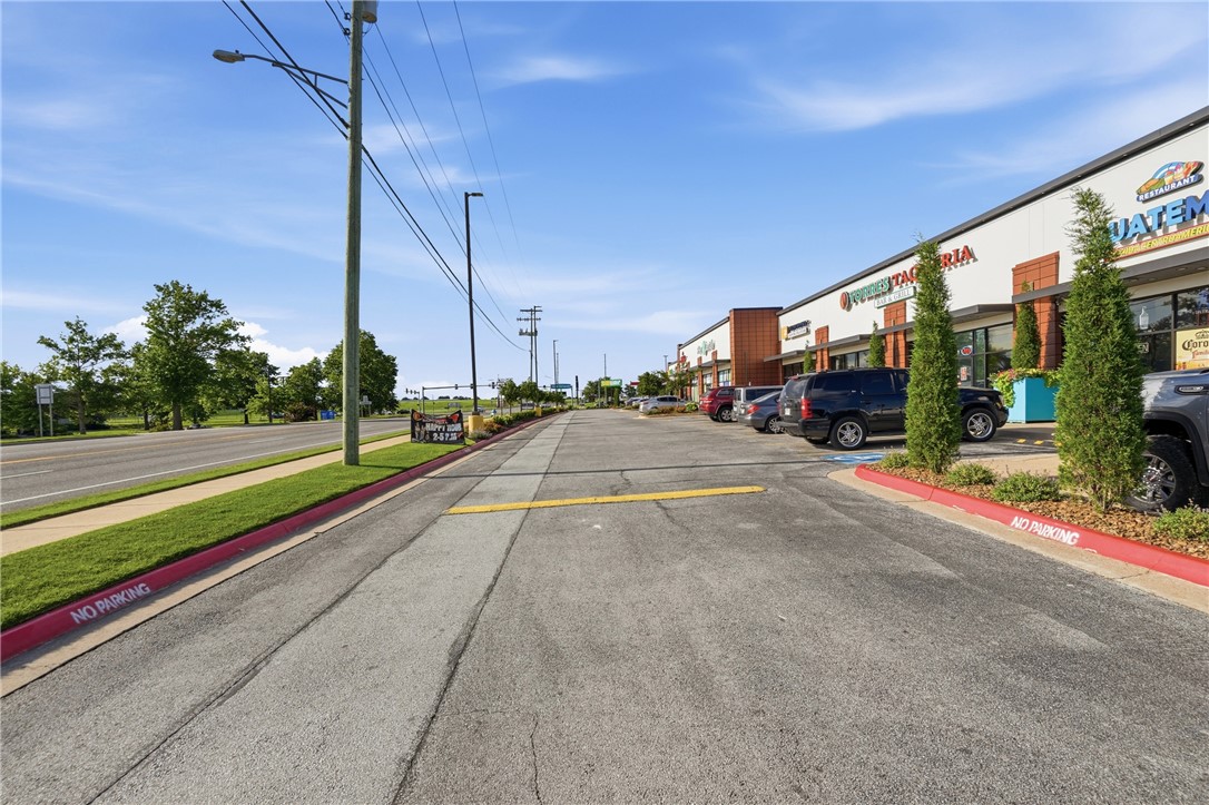 Springdale Outlots - Commercial Lease
