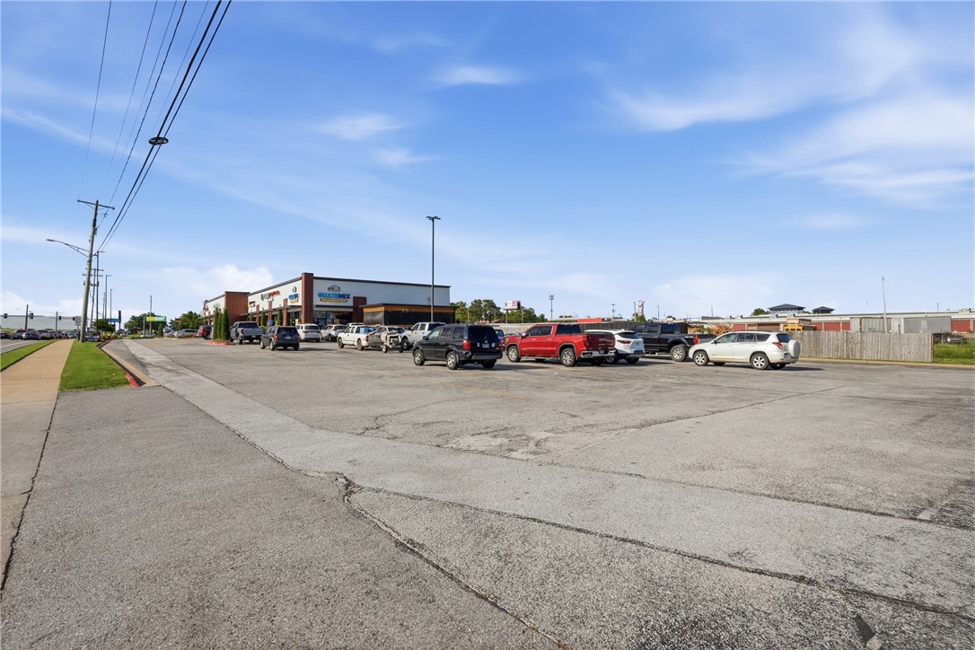 Springdale Outlots - Commercial Lease