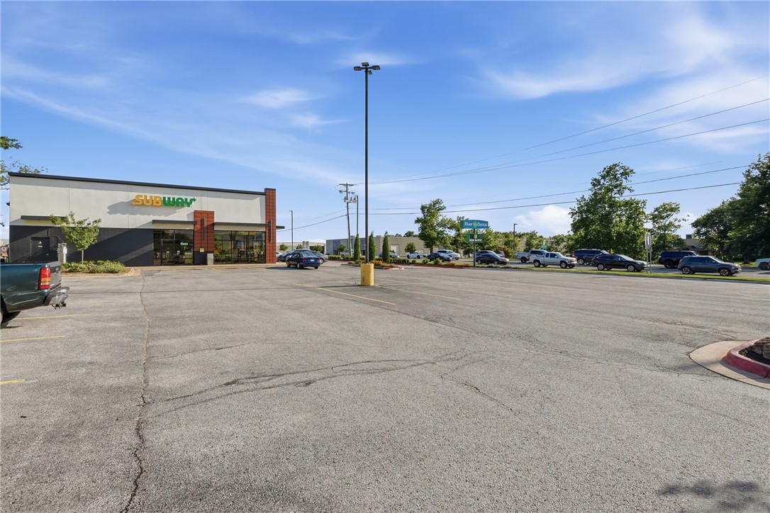 Springdale Outlots - Commercial Lease