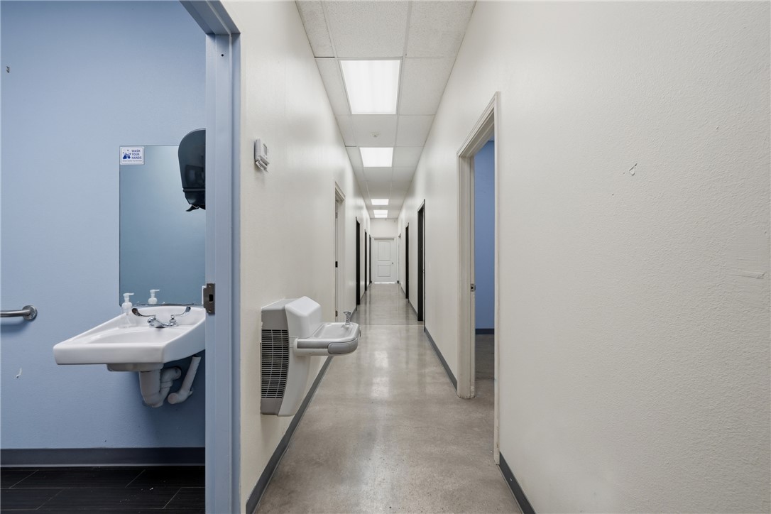 Springdale Outlots - Commercial Lease