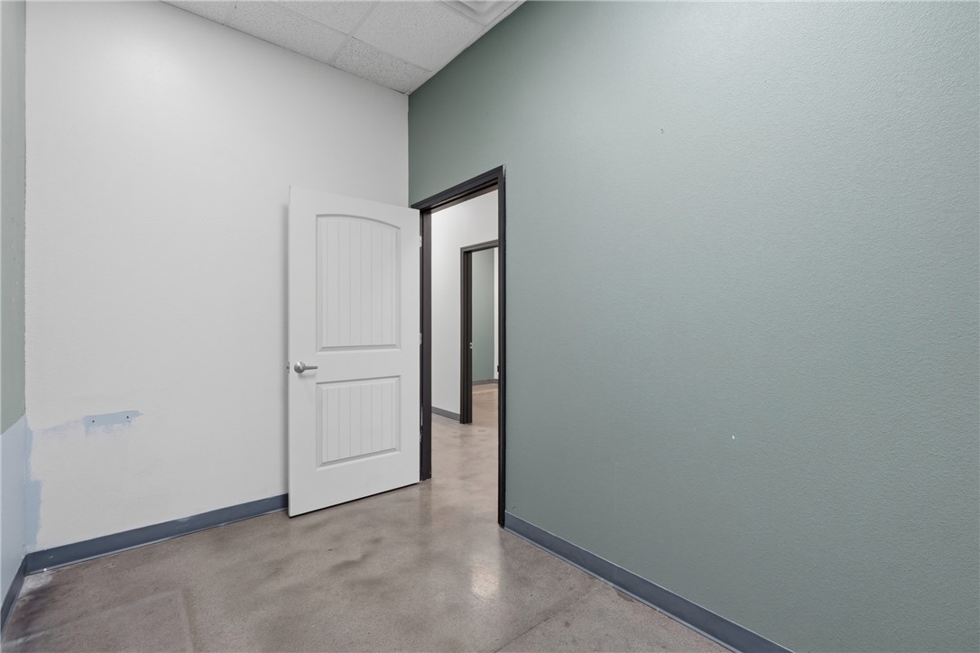 Springdale Outlots - Commercial Lease