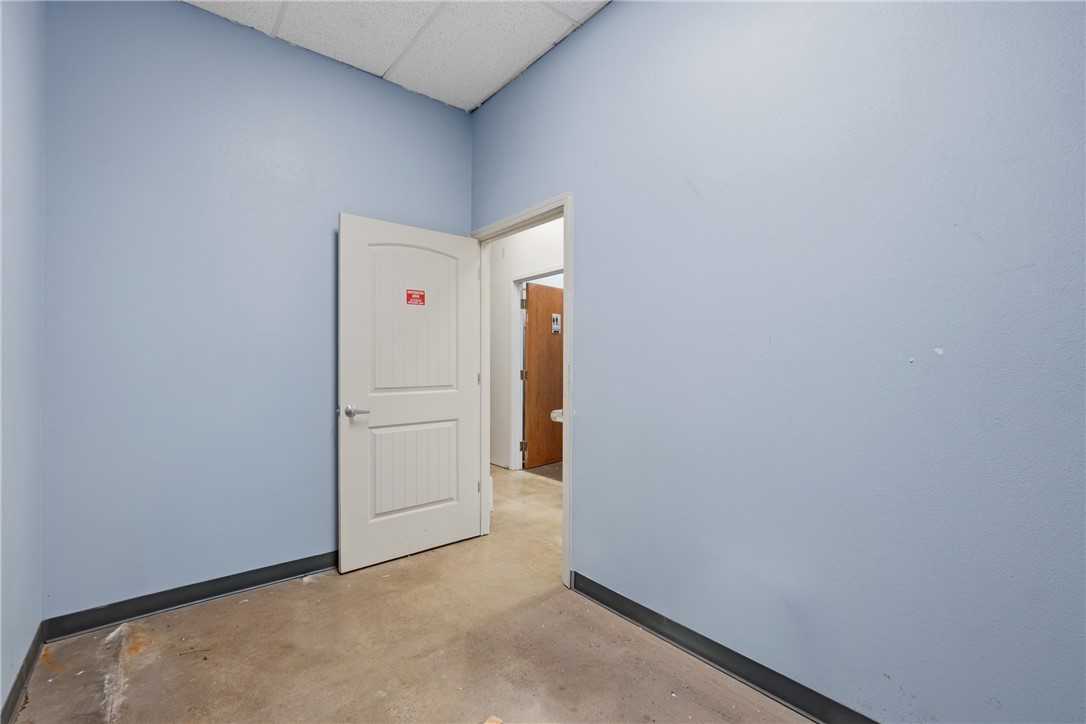 Springdale Outlots - Commercial Lease