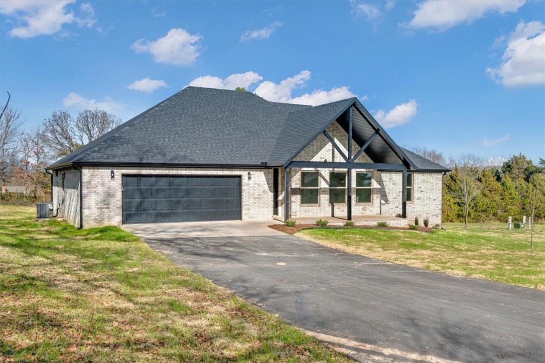 Elkins Outlots - Residential