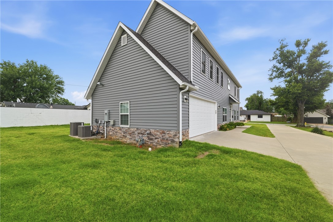 Rolling Hills Sub Bentonville - Residential