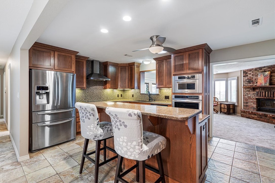 Unit 11 Holiday Island - Residential