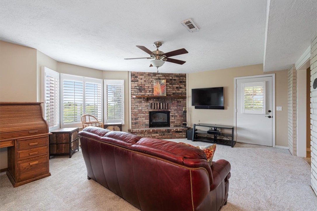 Unit 11 Holiday Island - Residential