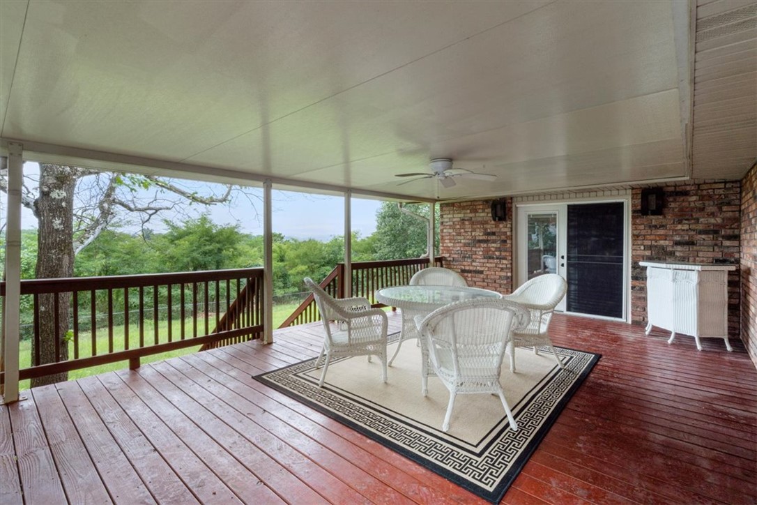 Unit 11 Holiday Island - Residential
