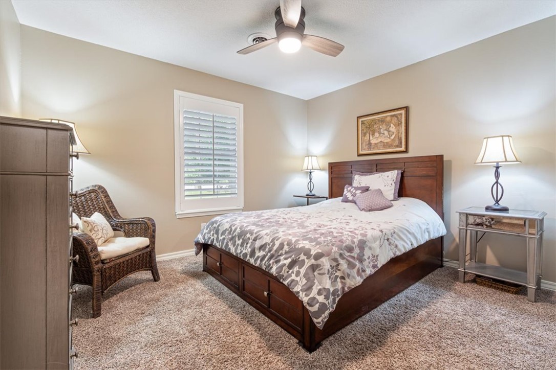 Unit 11 Holiday Island - Residential