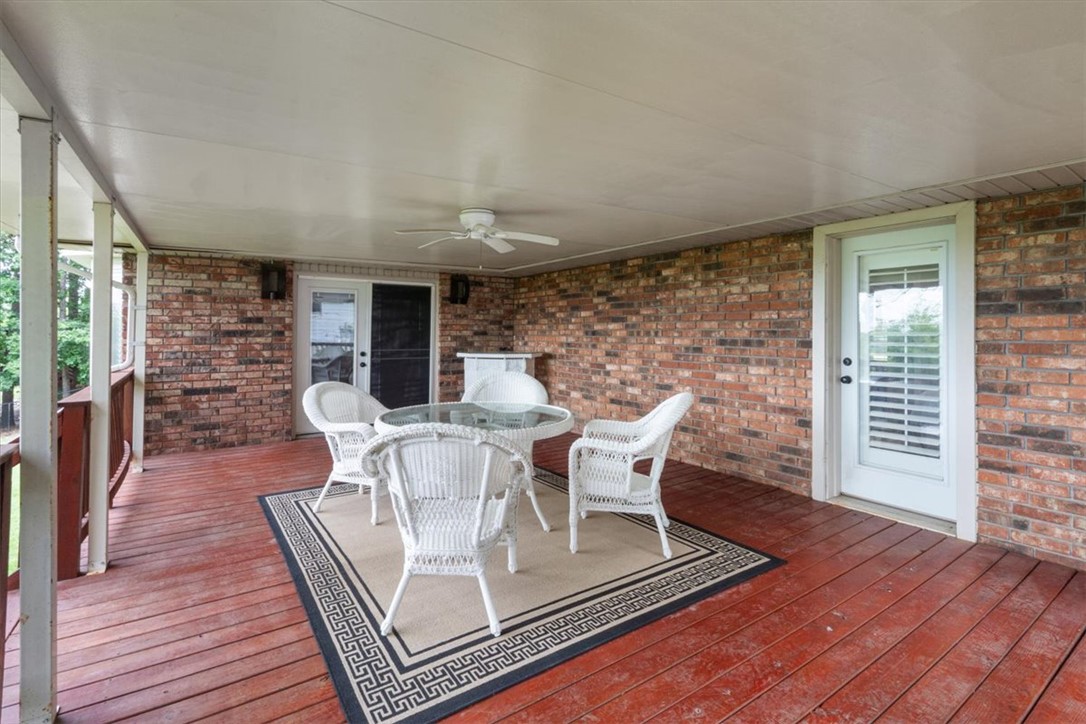 Unit 11 Holiday Island - Residential