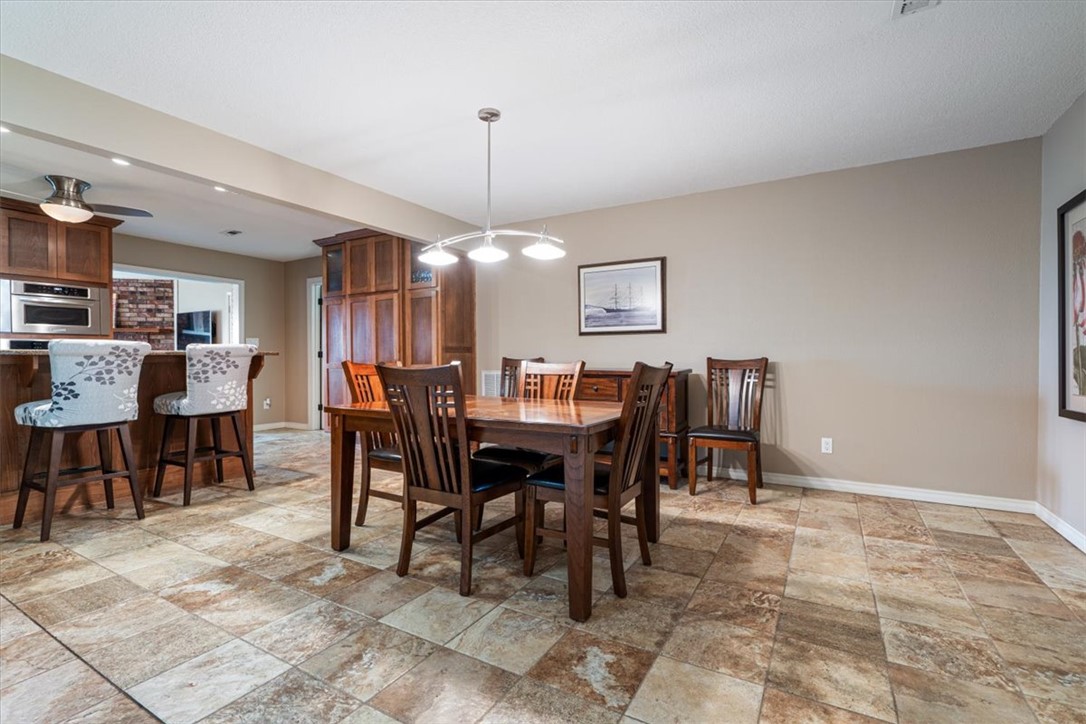 Unit 11 Holiday Island - Residential