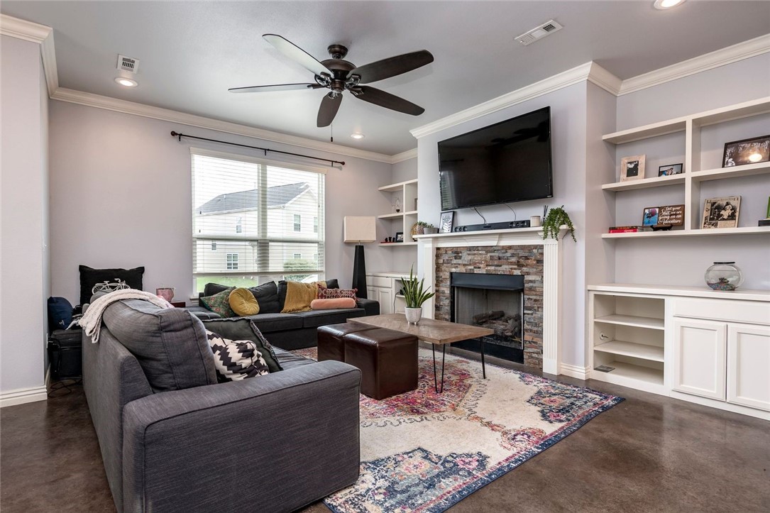Oldetown Estates Rogers - Residential Lease