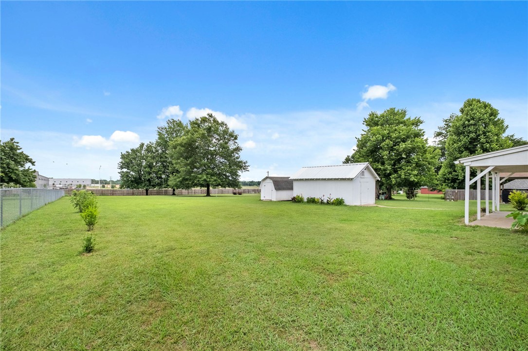 Lynn Estates Springdale - Residential