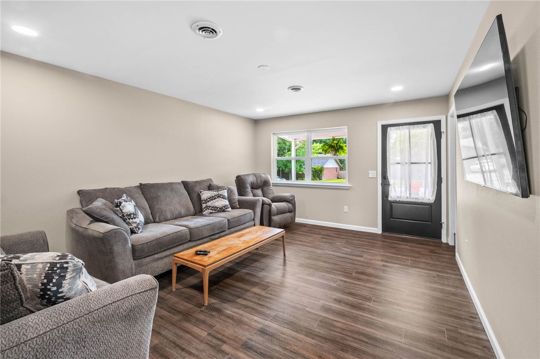 Lynn Estates Springdale - Residential