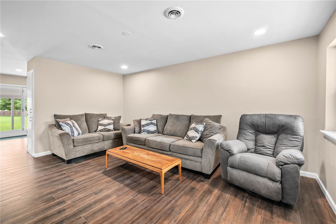 Lynn Estates Springdale - Residential