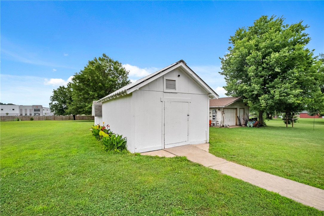 Lynn Estates Springdale - Residential