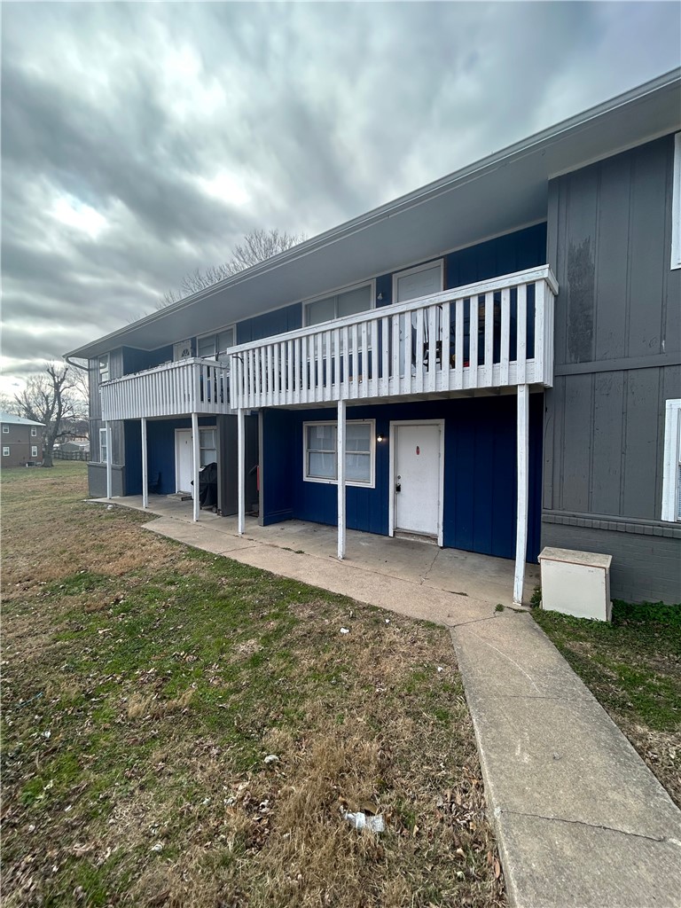Located in the Shady Grove neighborhood, this updated multi-family unit features 2 bedrooms and 1 bathroom with new granite countertops in the kitchen and bath. Fresh paint throughout and modern conveniences including a dishwasher, refrigerator, and in-unit washer and dryer make this home comfortable and easy to maintain. Move-in ready and perfectly located.