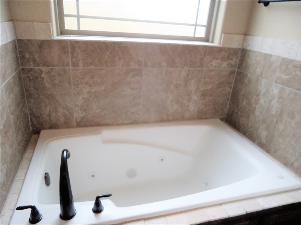 Cornerstone Ridge Ph I Bentonville - Residential Lease