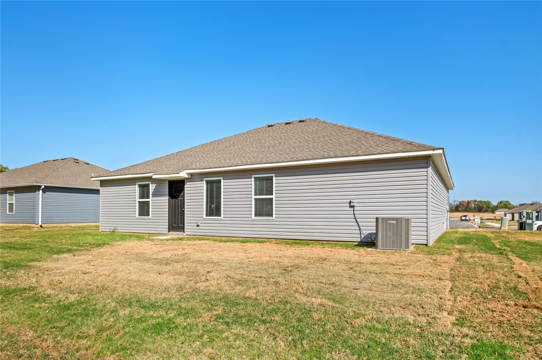 WALNUT HILL SUB PH III-PEA RIDGE - Residential Lease