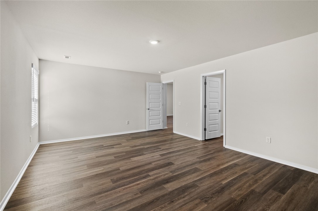 WALNUT HILL SUB PH III-PEA RIDGE - Residential Lease