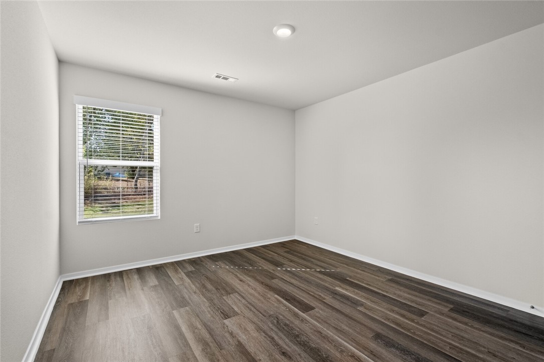 WALNUT HILL SUB PH III-PEA RIDGE - Residential Lease