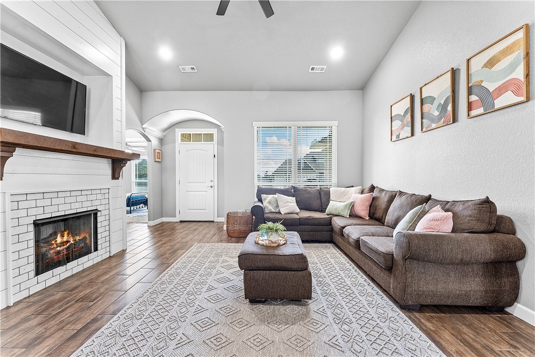 Elkhorn Ridge Sub Ph Iii Pea Ridge - Residential