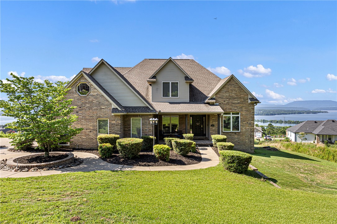 Move-In Ready Home with Stunning River & Lake Views
Wake up every morning to breathtaking sunrises in this beautiful 4-bedroom, 3-bathroom home offering 2,731 square feet of thoughtfully designed living space. Perfectly positioned to capture stunning views of the river and lake, this move-in ready property combines peaceful living with everyday convenience.
Enjoy your morning coffee on the spacious back porch as the sun rises over the water, creating the perfect start to your day. Inside, you'll find generous living areas, comfortable bedrooms, and a functional layout that's ideal for both entertaining and everyday living.
Situated on a large lot, there's plenty of room to enjoy the outdoors, garden, or simply take in the scenic surroundings. The 2-car garage provides ample space for vehicles and storage.
Located just 5 minutes from town, you'll enjoy the tranquility of country-style living without sacrificing easy access to shopping, dining, schools, and everyday amenities.