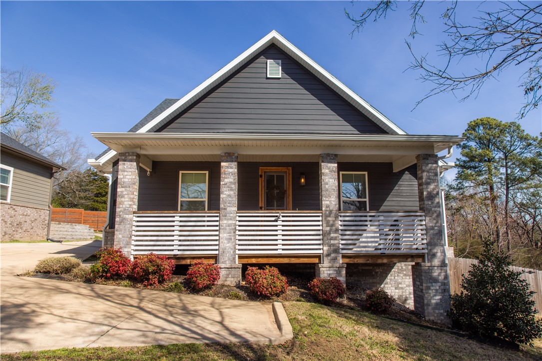 Charming 4-Bedroom, 4 bath home in the heart of midtown Fayetteville just moments from Gulley Park, this property offers the perfect blend of location, lifestyle, and thoughtful design. The heart of the home is a beautifully appointed kitchen, where gleaming granite countertops meet high-end stainless appliances including a gas cooktop, wall oven, and built-in microwave. When it's time to unwind, step out to your private screened-in porch. It's the kind of space you'll use year-round and never want to leave.
Storage is where this home truly sets itself apart. The garage features a full-width run of custom built-in cabinetry, offering exceptional organization for tools, gear, seasonal items, and everything in between. 
There's room for everyone to spread out and find their space, whether that's a private home office, a guest suite, or a growing family's retreat. Homes like this — with the location, the finishes, and the thoughtful extras — don't last long. Schedule your private showing today.