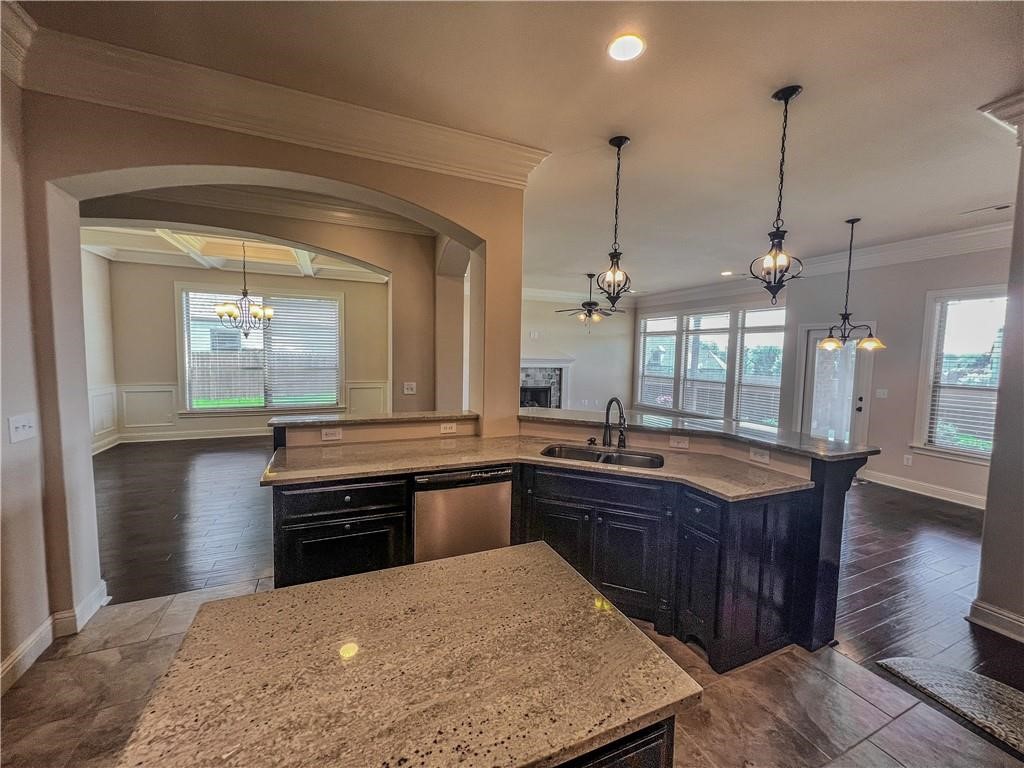 Central Park - Residential Lease