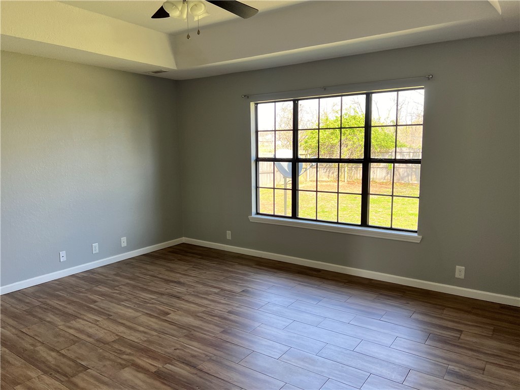 Round Prairie Estate Ph 1 Gentry - Residential Lease