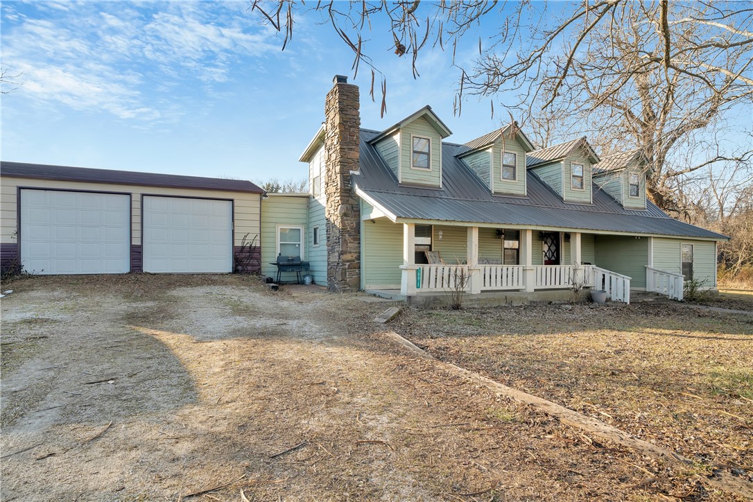 5-Bedroom and 2-Bath home, in a Rural country setting.  Has hardwood floors, granite counters, with a Kitchen Island.  Enjoy a cup of coffee on the front porch in the mornings.  Also you will enjoy the mature trees that are on the lot as well.  Call this place your new home, 18815 E Holt Rd. Back on the market at no fault to the sellers.