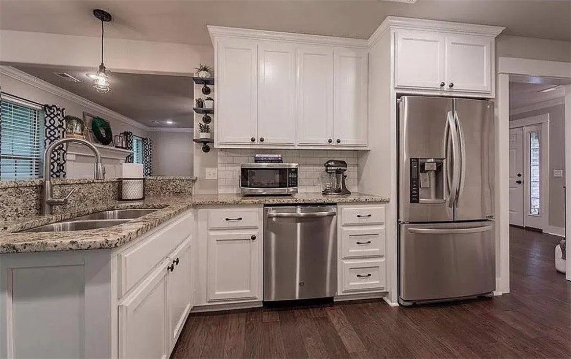 Warwick Sub Bvv - Residential Lease