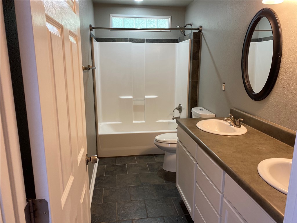 Fiesta Park Add Ph Ii - Residential Lease