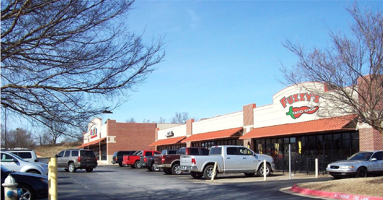Cmn Bus Park II Ph I - Commercial Lease