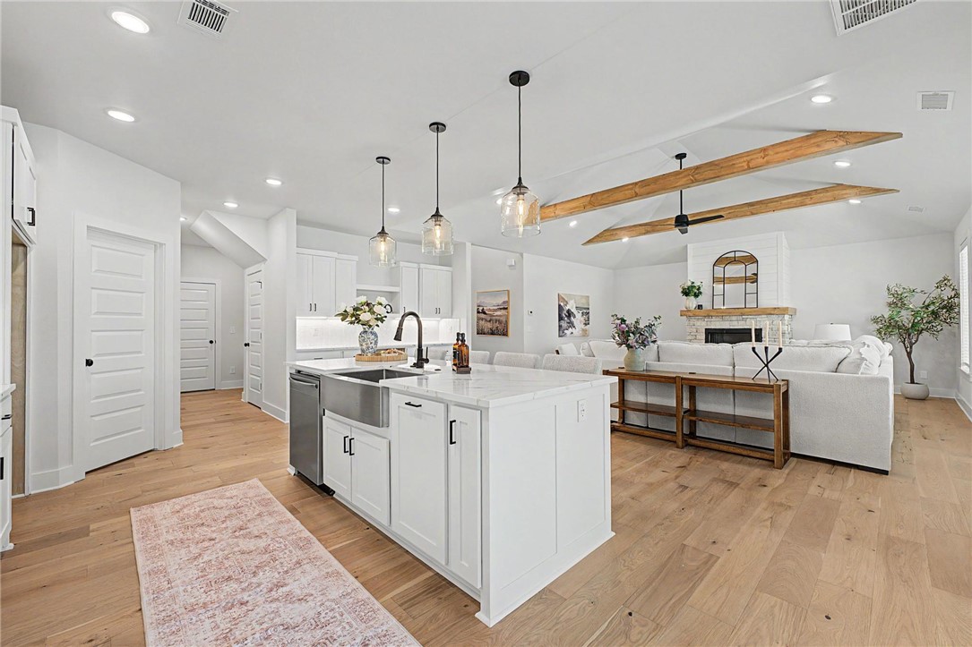 Diamond Estates - Residential