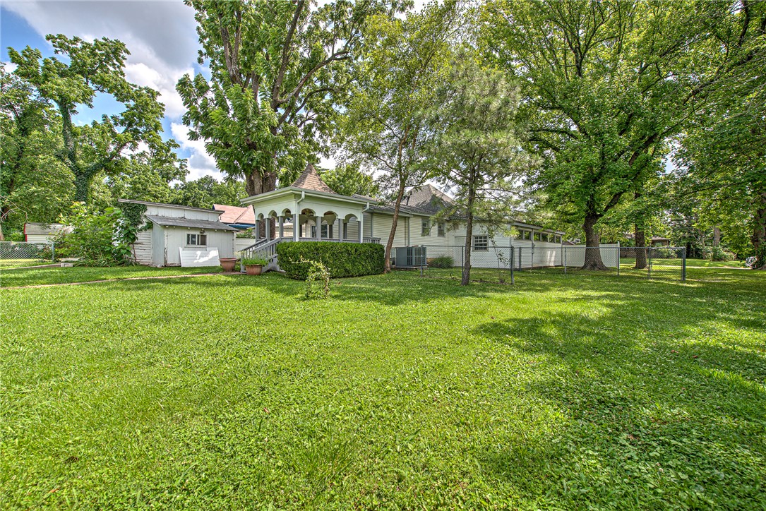 McGaugheys Orchard Add Rogers - Residential