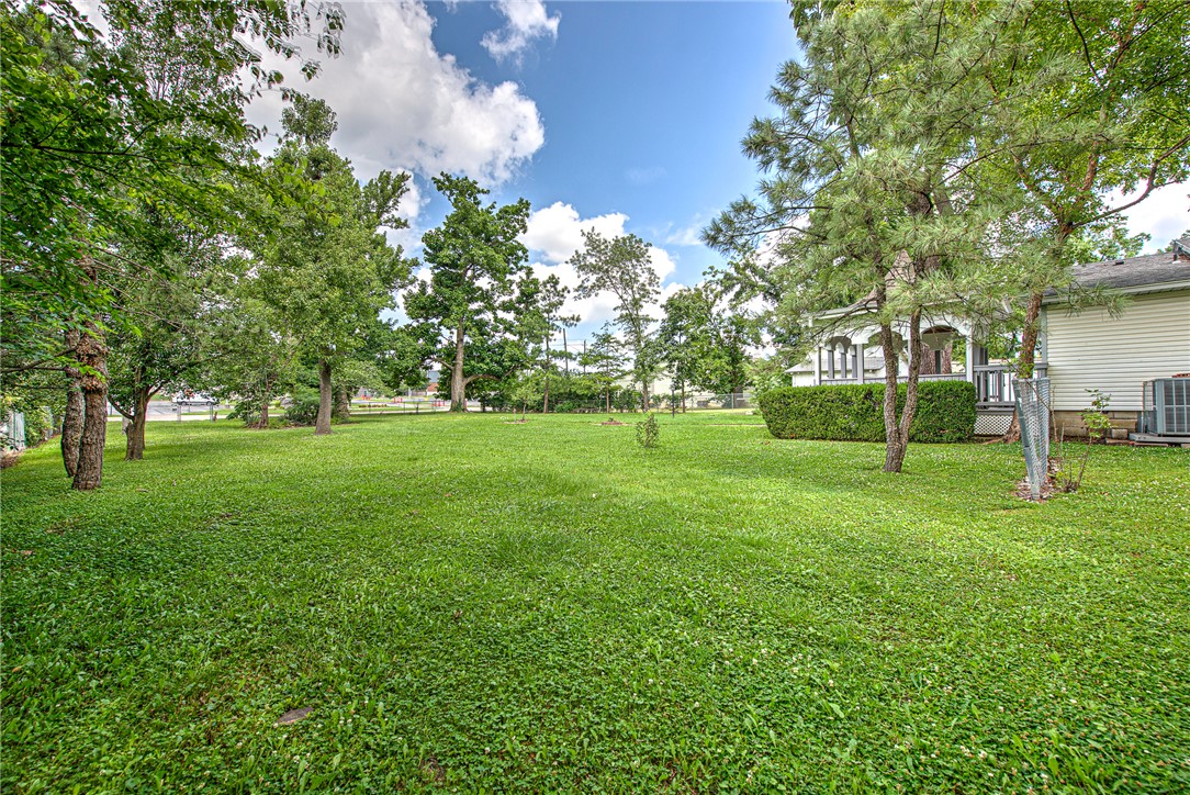 McGaugheys Orchard Add Rogers - Residential
