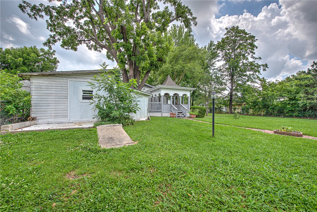 McGaugheys Orchard Add Rogers - Residential