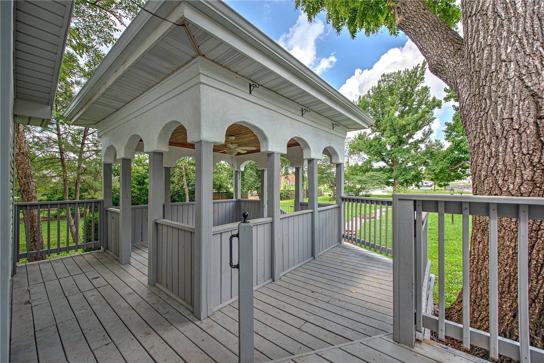 McGaugheys Orchard Add Rogers - Residential